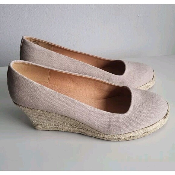 J. Crew Women's Tan Beige Wedge Pump Heels Espadrilles Size 9.5 - Picture 2 of 7